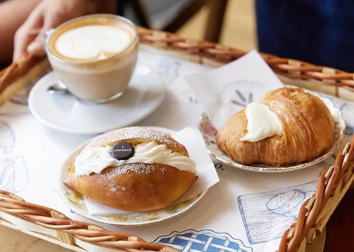 Apartmán Deluxe One Bedroom Apartment, Perfect Location, Air Cond *